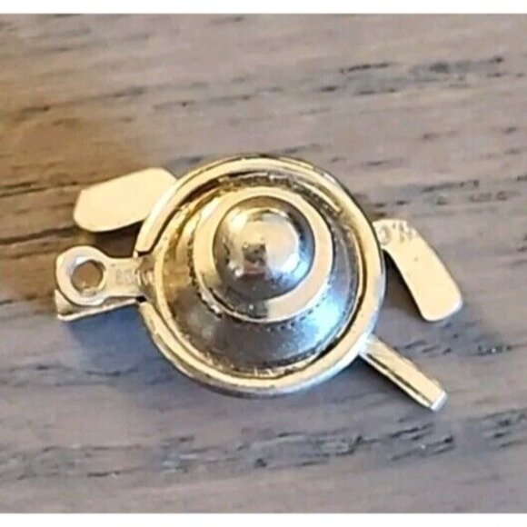 Vintage Golf Clubs And Golf Ball Lapel Pin - Picture 2 of 3